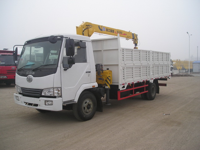 FAW Boom Truck
