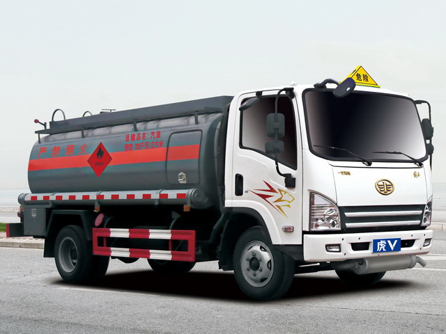 FAW HVH 4X2 FUEL TANK TRUCK