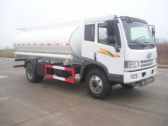 FAW J5K Right-Hand Drive FUEL TANK TRUCK